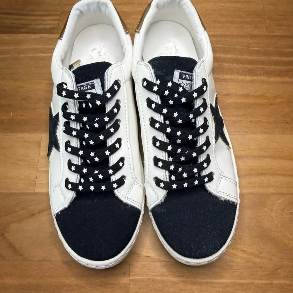 Vintage Havana Bianca Black White Star Leather Sneakers Women's Size 6